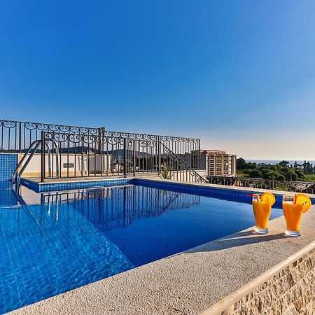באר De Lux Apartments Luka מראה חיצוני תמונה