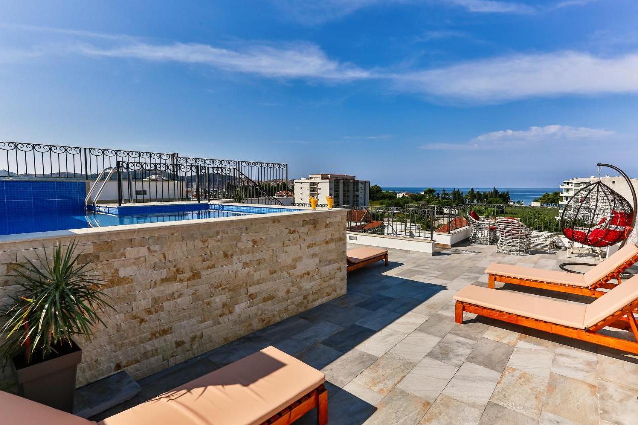 באר De Lux Apartments Luka מראה חיצוני תמונה