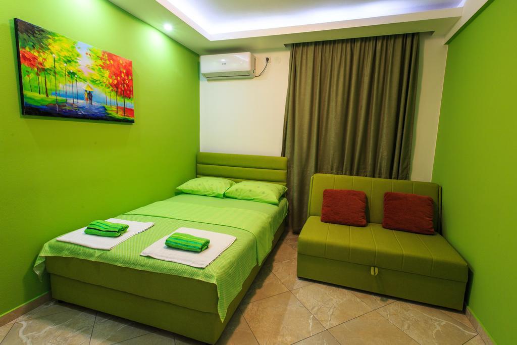 באר De Lux Apartments Luka מראה חיצוני תמונה