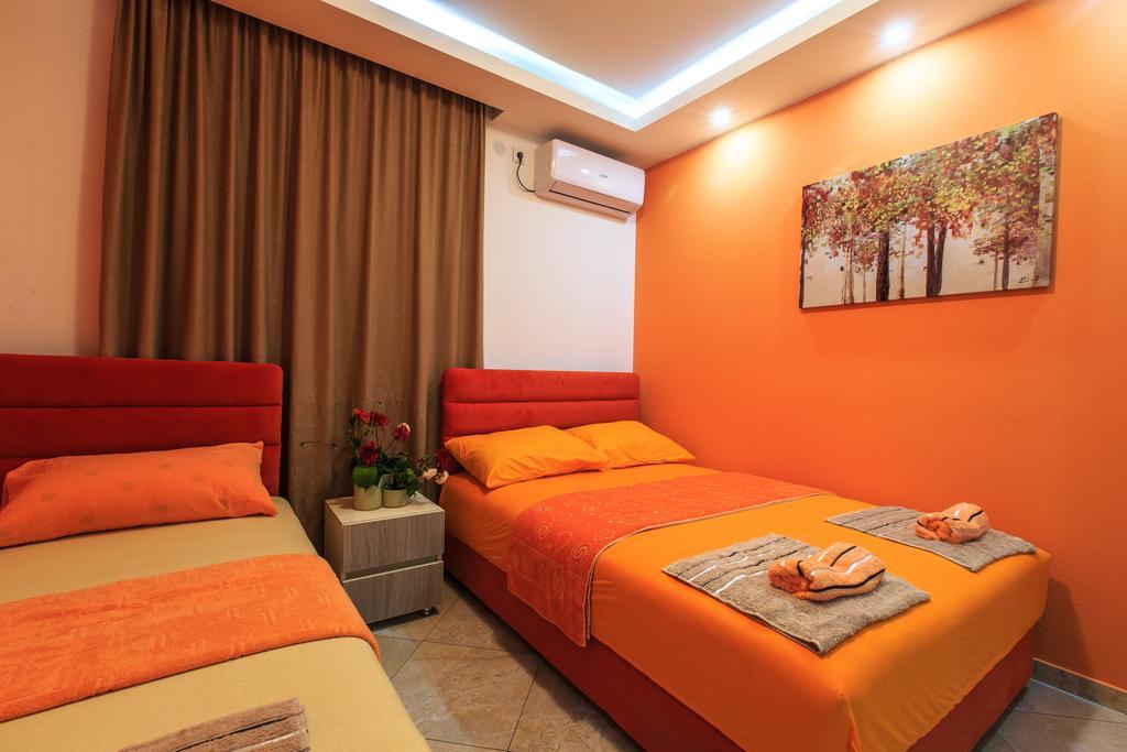 באר De Lux Apartments Luka מראה חיצוני תמונה