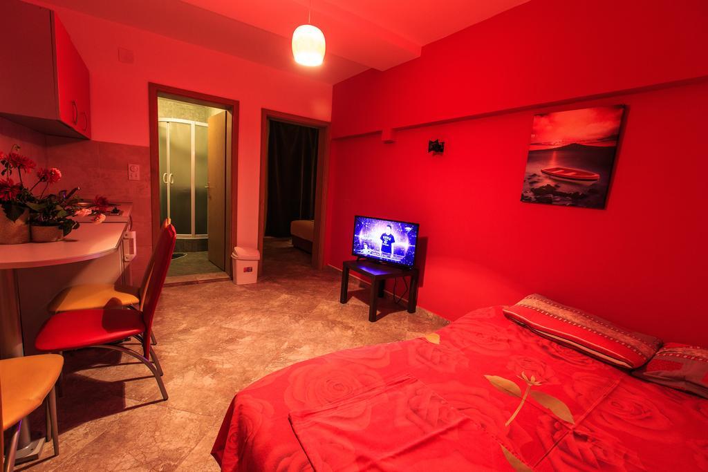 באר De Lux Apartments Luka מראה חיצוני תמונה