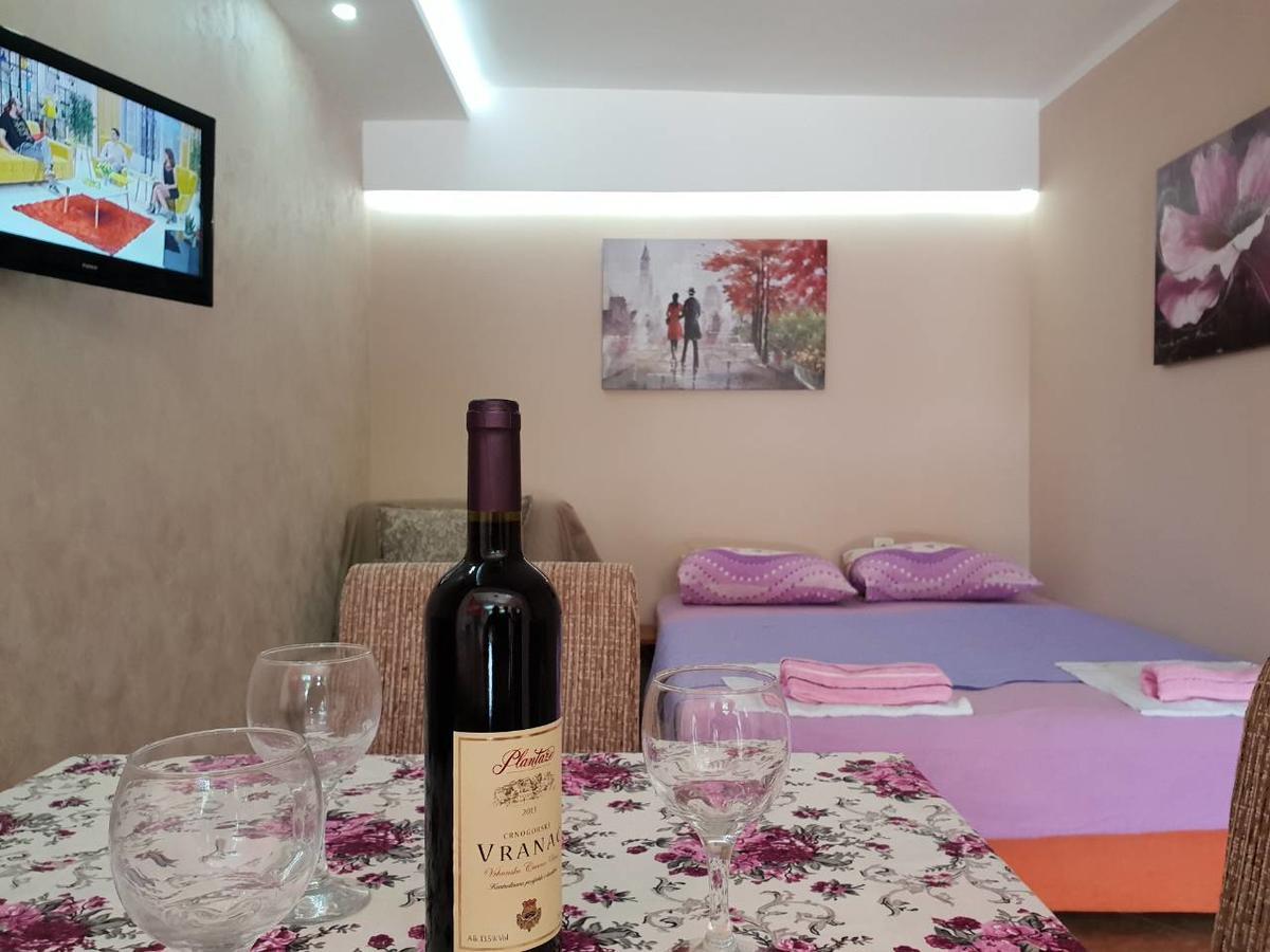 באר De Lux Apartments Luka מראה חיצוני תמונה