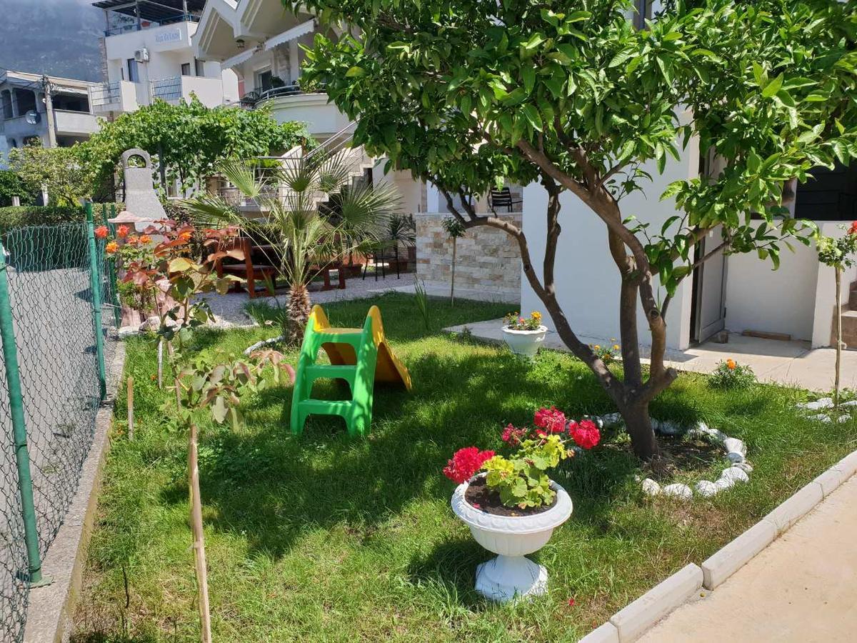 באר De Lux Apartments Luka מראה חיצוני תמונה